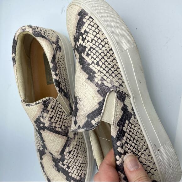 Steve Madden Cream & Grey Snake Print Faux Leather Platform Sneakers 8.5 - Picture 10 of 10